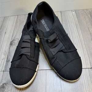 True Religion Women’s Black Jana Slip On No Laces Canvas Sneaker Shoe Sz 10 New